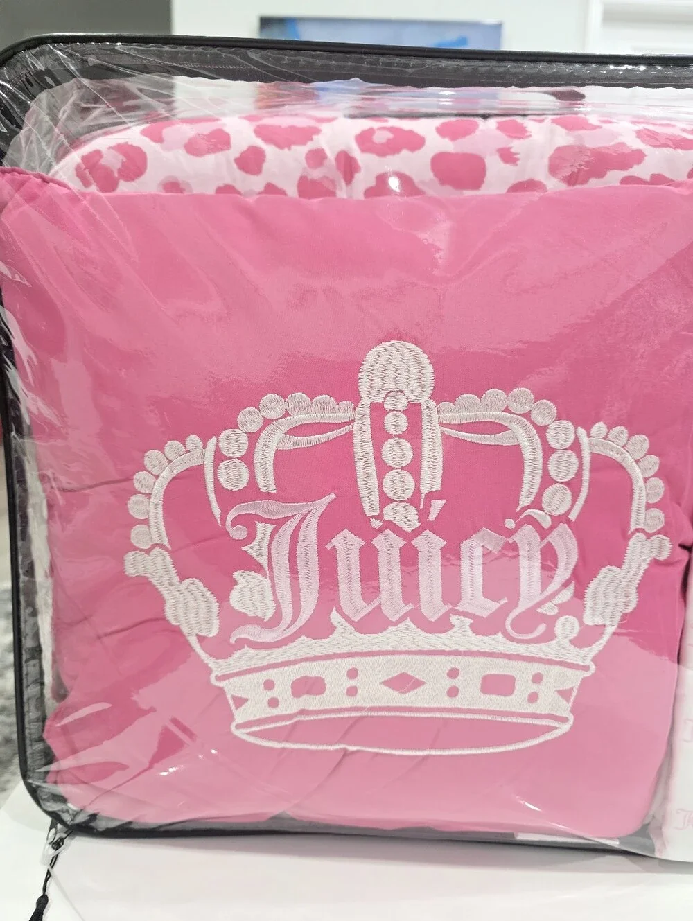 Juicy Couture QUEEN Pink Leopard 8 Piece Comforter Set New